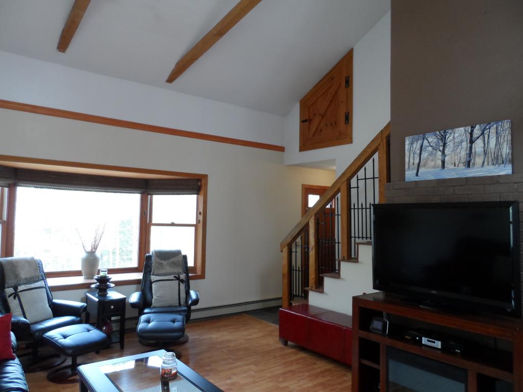 110 Dowboro Road Pittsfield, NH 03263 - Photo 4 of 35