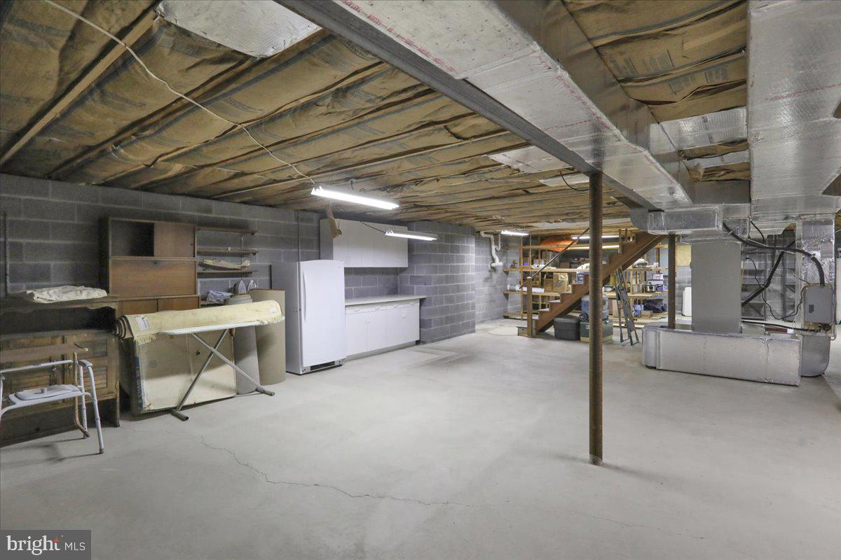 22 Lisa Road Sinking Spring, PA 19608 - Photo 51 of 60 a view of garage