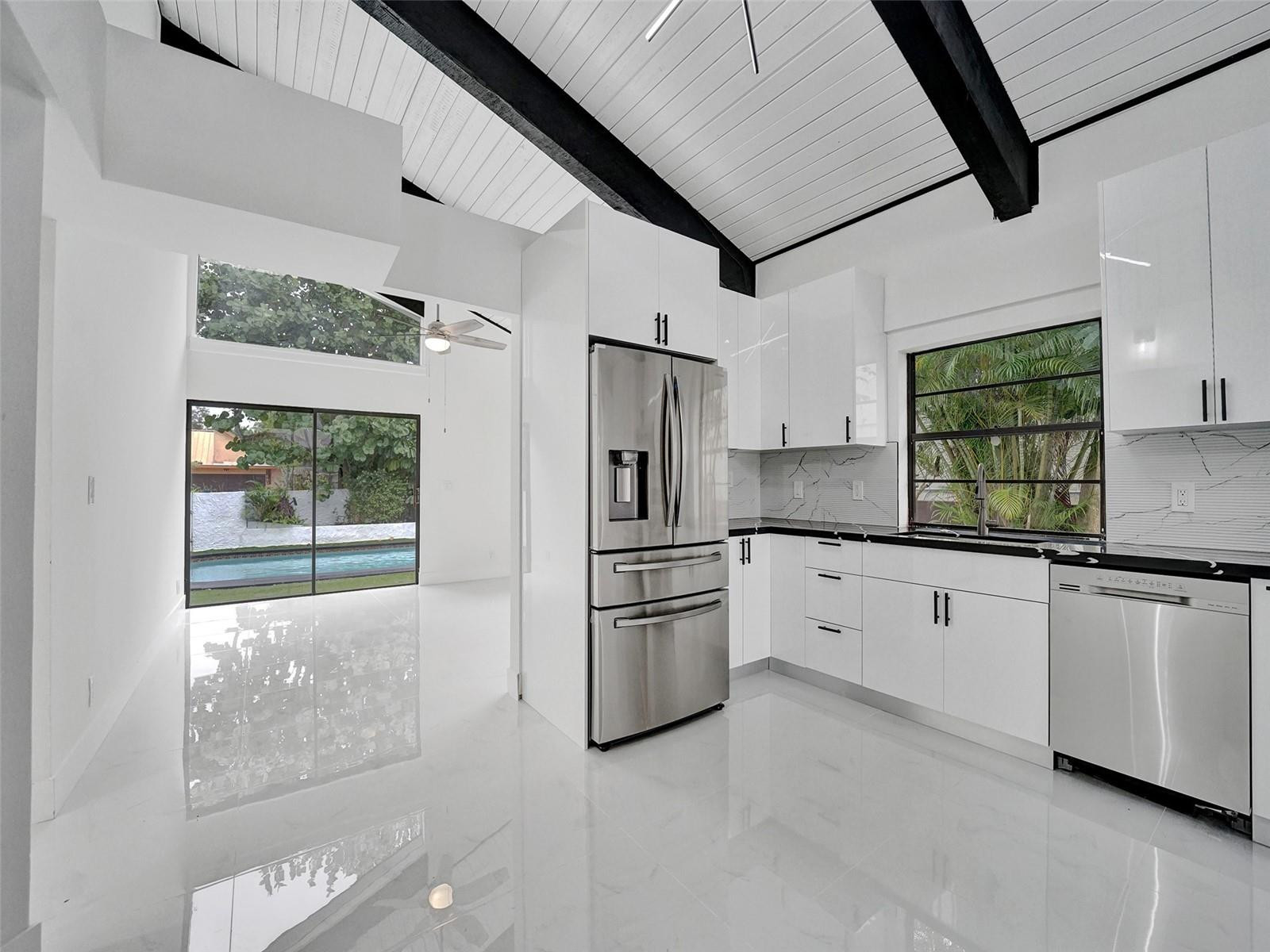 641 Mockingbird Lane Plantation, FL 33324 - Photo 18 of 46 Photo 18