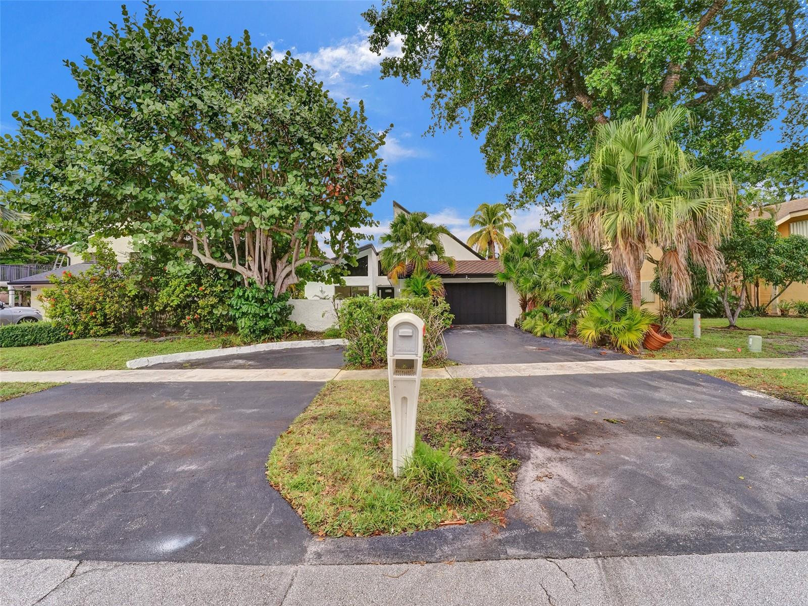 641 Mockingbird Lane Plantation, FL 33324 - Photo 40 of 46 Photo 40