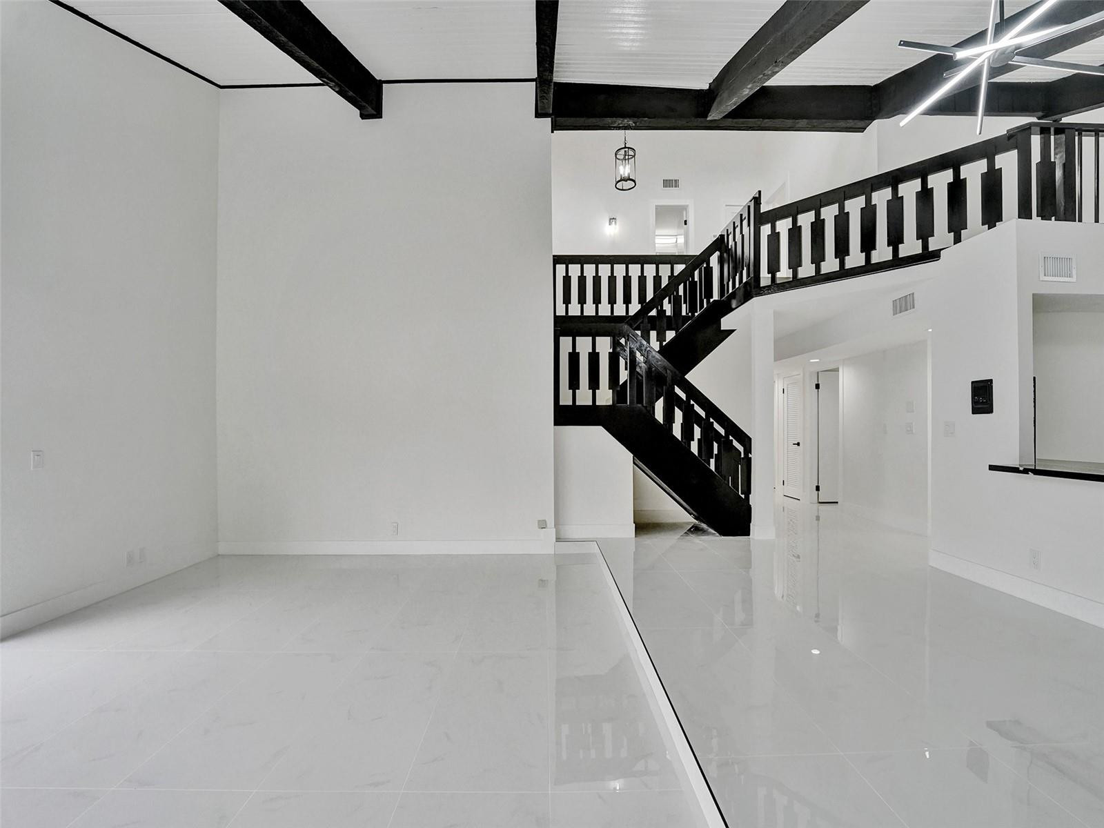 641 Mockingbird Lane Plantation, FL 33324 - Photo 8 of 46 Photo 8