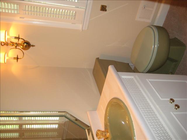 401 Huntington Road Greenville, SC 29615 - Photo 15 of 23