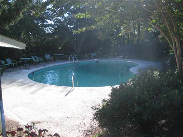 401 Huntington Road Greenville, SC 29615 - Photo 5 of 23