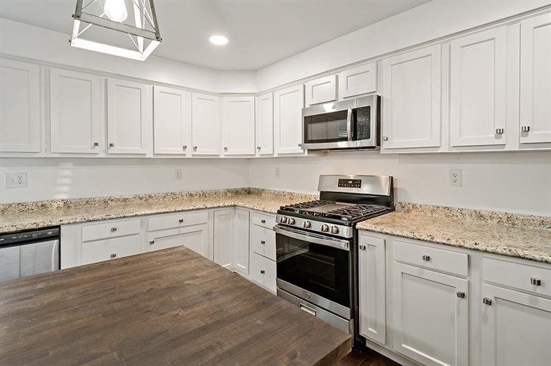 412 Colton Street Pittsburgh, PA 15209 - Photo 7 of 25