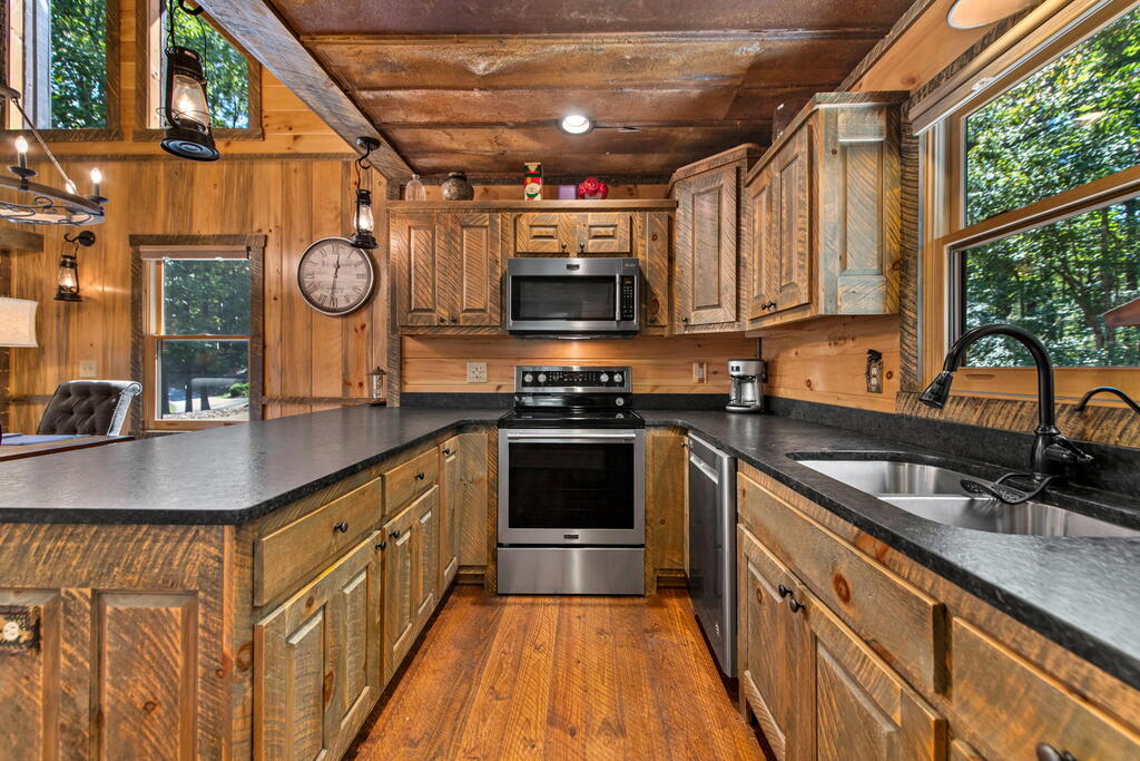 60 Oasis Drive Blue Ridge, GA 30513 - Photo 22 of 86 Gallery Image 22