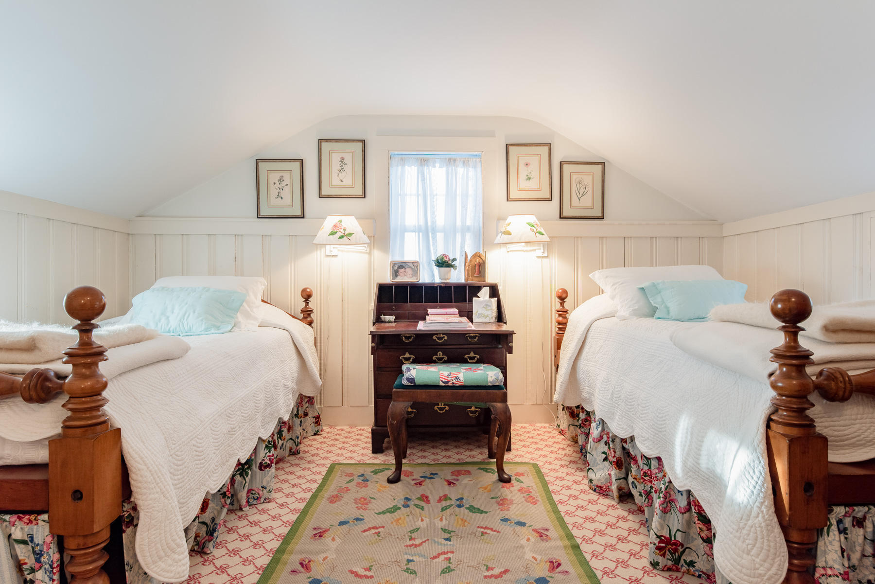 1403 Ponus Ridge Road New Canaan, CT 06840 - Photo 30 of 48 a bed room with a bed and a chair