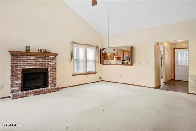 $298,900 | 17 Oxford Road, Bethlehem, NY 12159