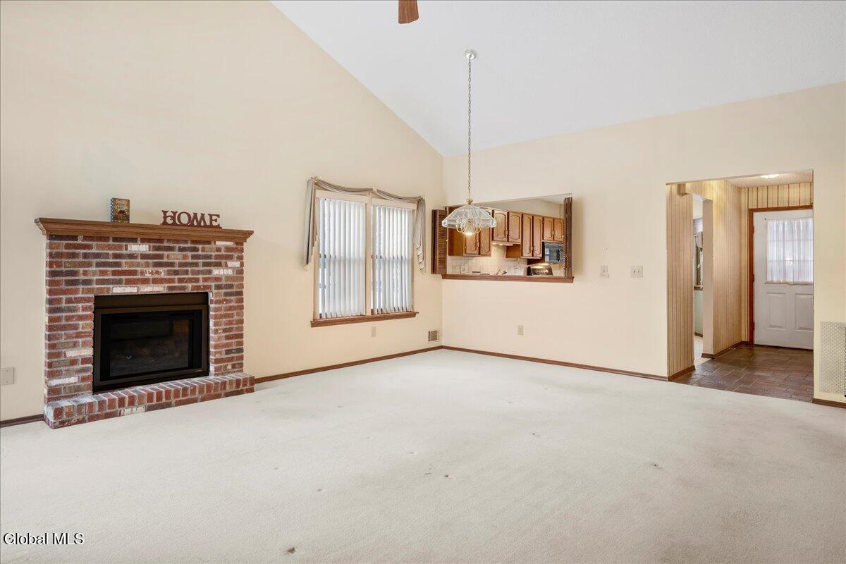 17 Oxford Road Bethlehem, NY 12159 - Photo 22 of 29 22