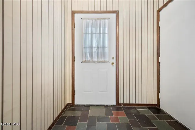 $298,900 | 17 Oxford Road, Bethlehem, NY 12159