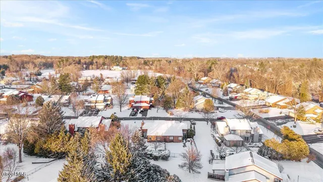 $298,900 | 17 Oxford Road, Bethlehem, NY 12159