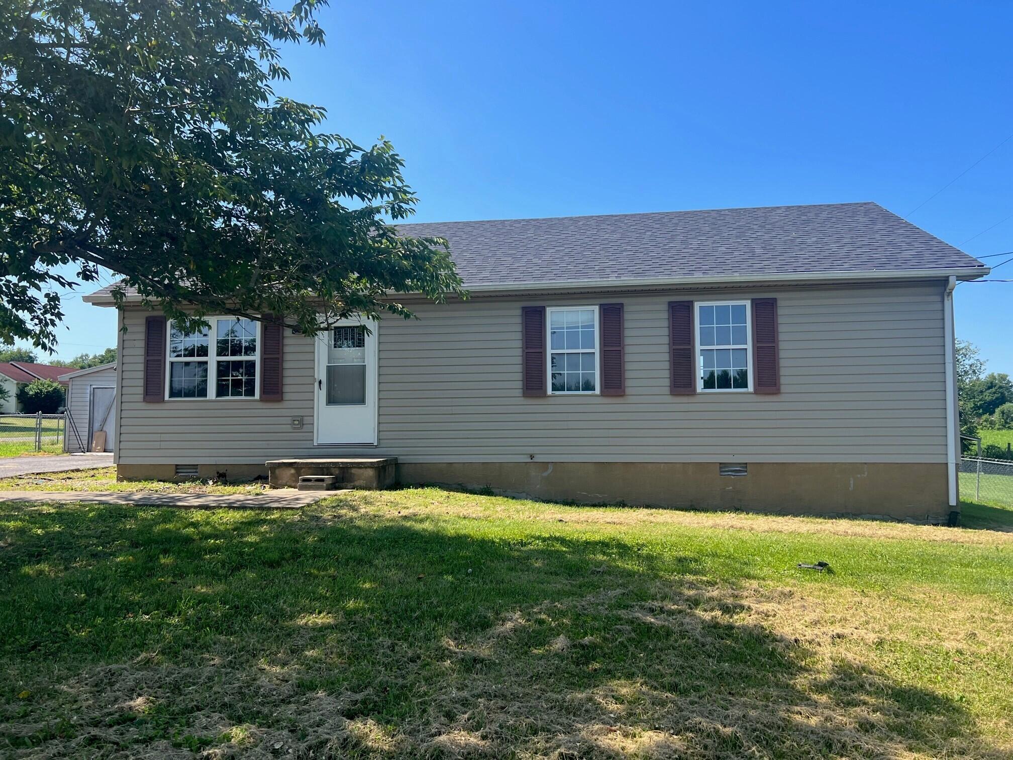 384 Fairground Road Stanford, KY 40484 - Photo 1 of 12 House - Front
