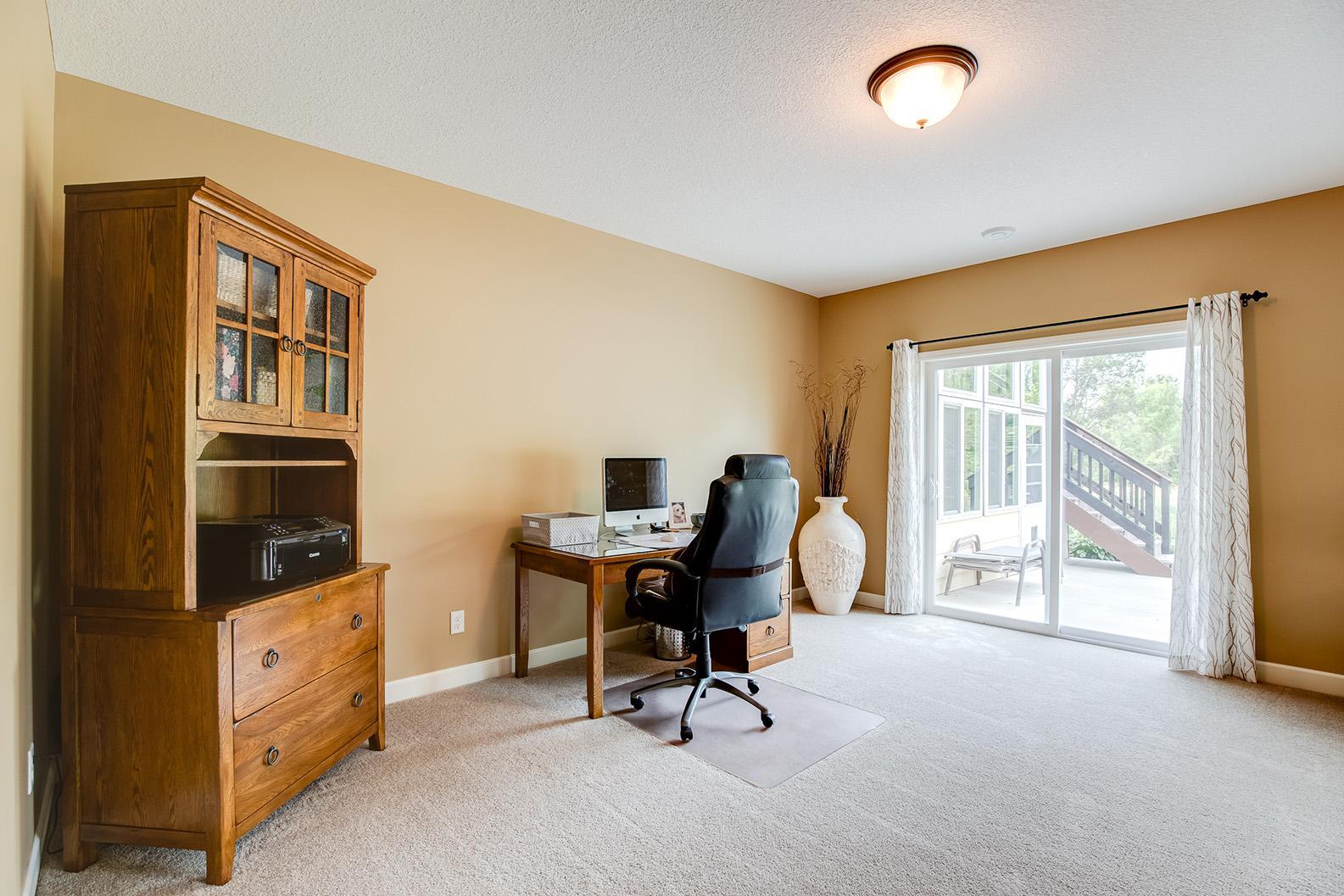 1390 Maple Ridge Court Shakopee, MN 55379 - Photo 29 of 46 Gallery Image 29