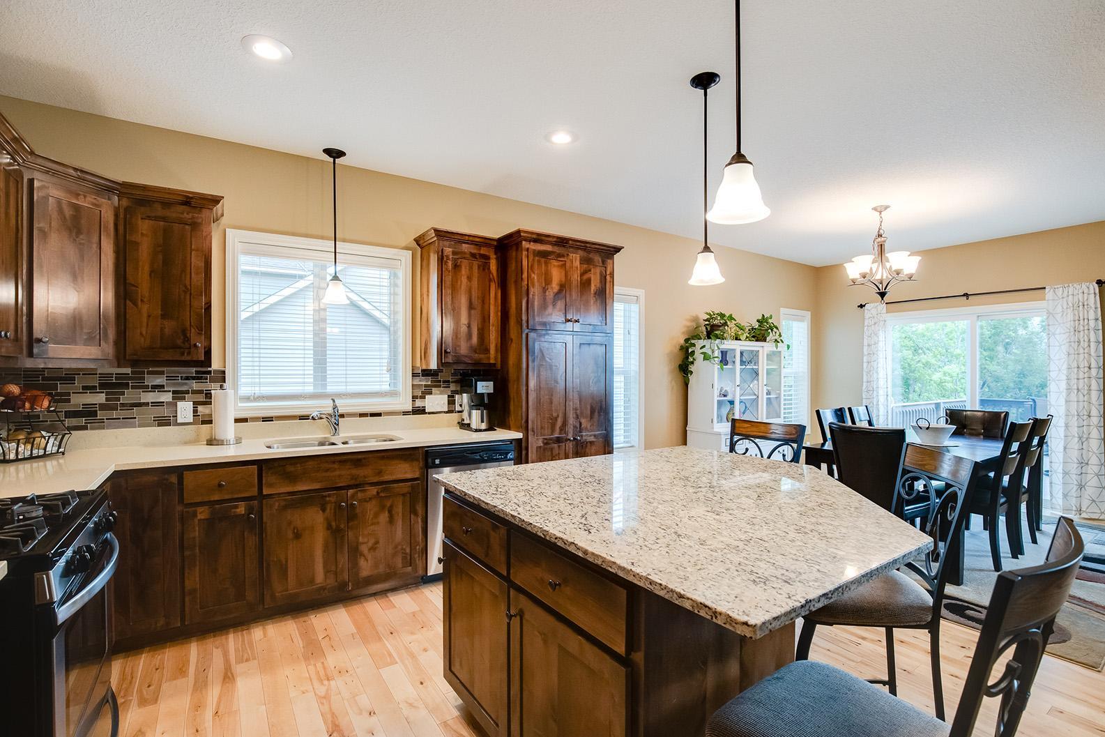 1390 Maple Ridge Court Shakopee, MN 55379 - Photo 9 of 46 Gallery Image 9