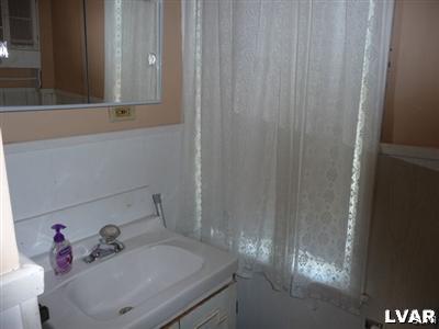 209 2nd Street Slatington, PA 18080 - Photo 15 of 16 Gallery Image 15
