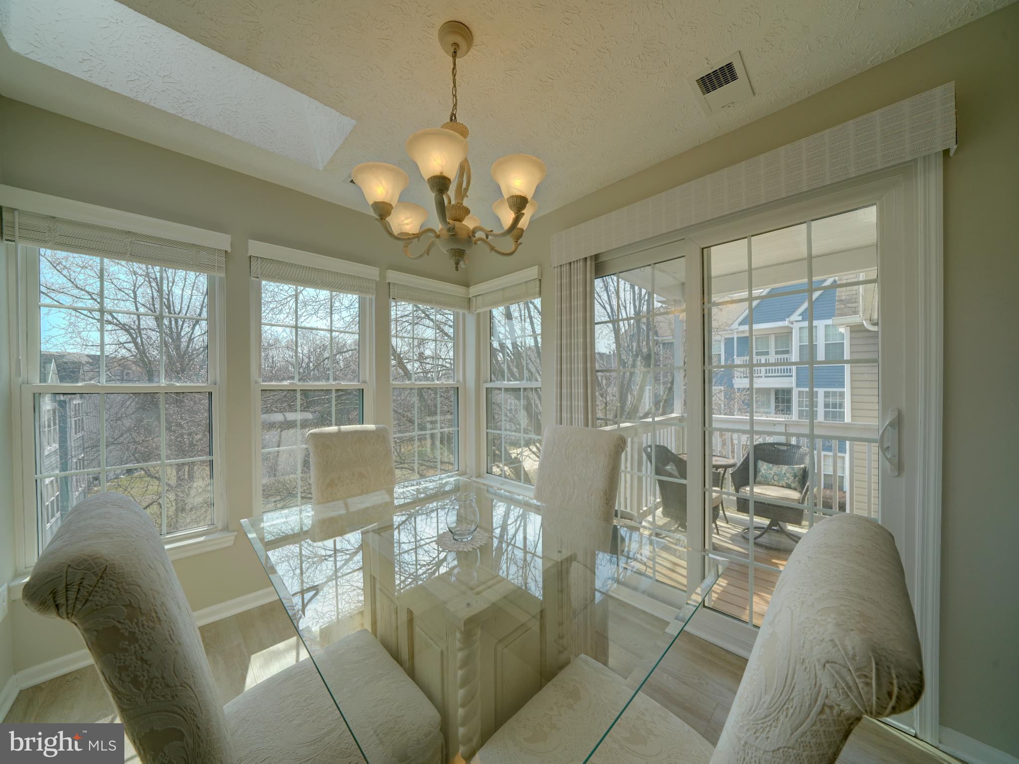 6375 Greenfield Road, Unit 1511 Elkridge, MD 21075 - Photo 8 of 36 Gallery Image 8