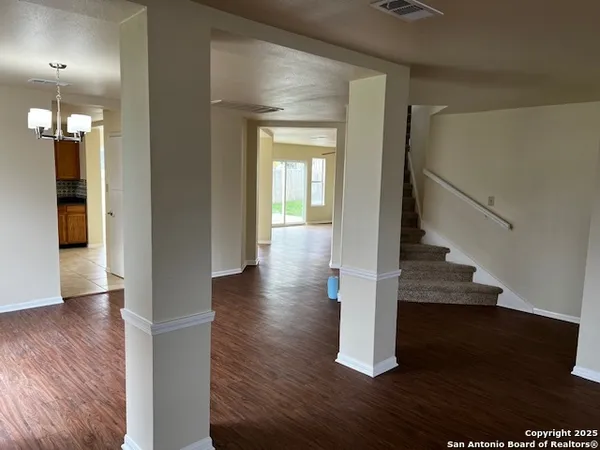 $2,300 | 13602 Possum Hill, San Antonio, TX 78232