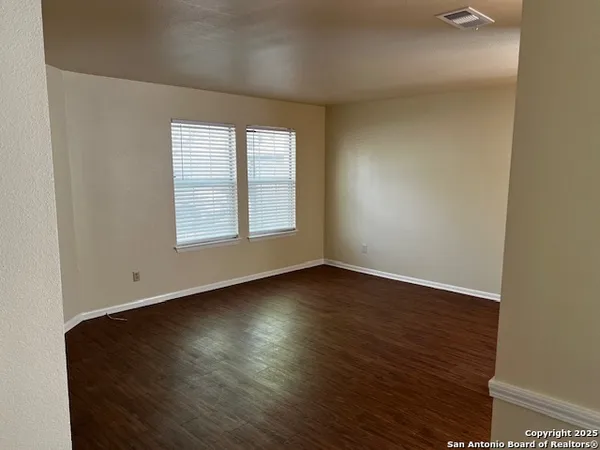 $2,300 | 13602 Possum Hill, San Antonio, TX 78232