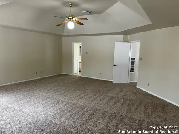 $2,300 | 13602 Possum Hill, San Antonio, TX 78232