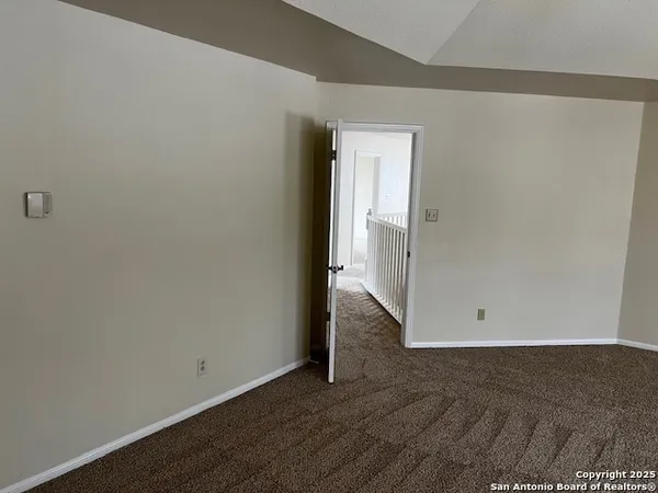 $2,300 | 13602 Possum Hill, San Antonio, TX 78232