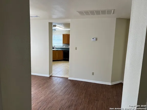 $2,300 | 13602 Possum Hill, San Antonio, TX 78232