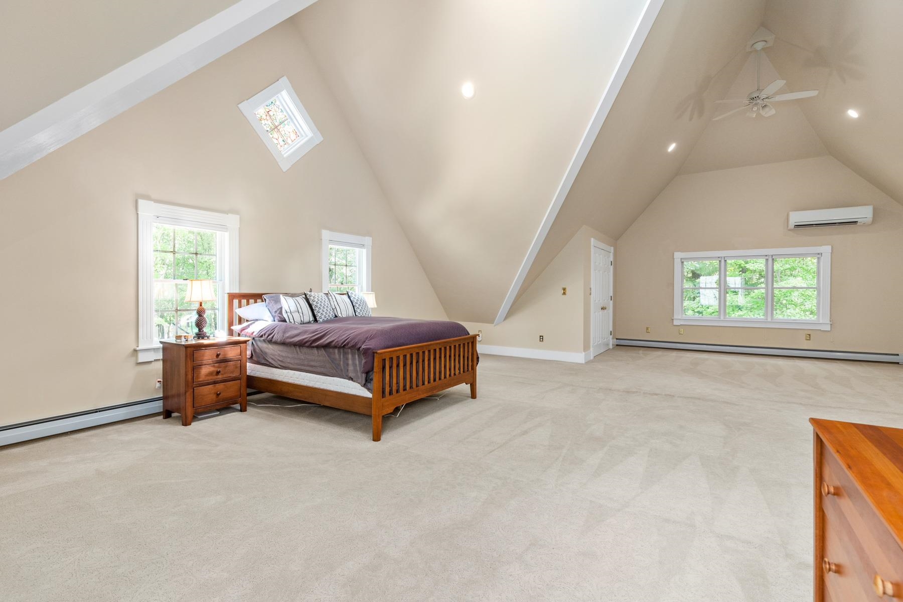 254 Tolend Road Dover, NH 03820 - Photo 22 of 40