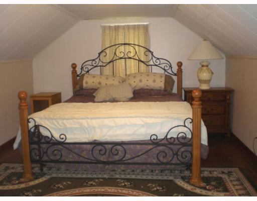 976 Cleland Mill Road New Castle, PA 16102 - Photo 5 of 14 Master Bedroom.