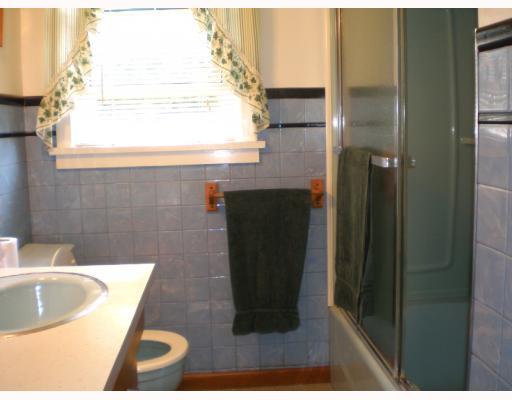 976 Cleland Mill Road New Castle, PA 16102 - Photo 8 of 14 Master Bath/Spa.