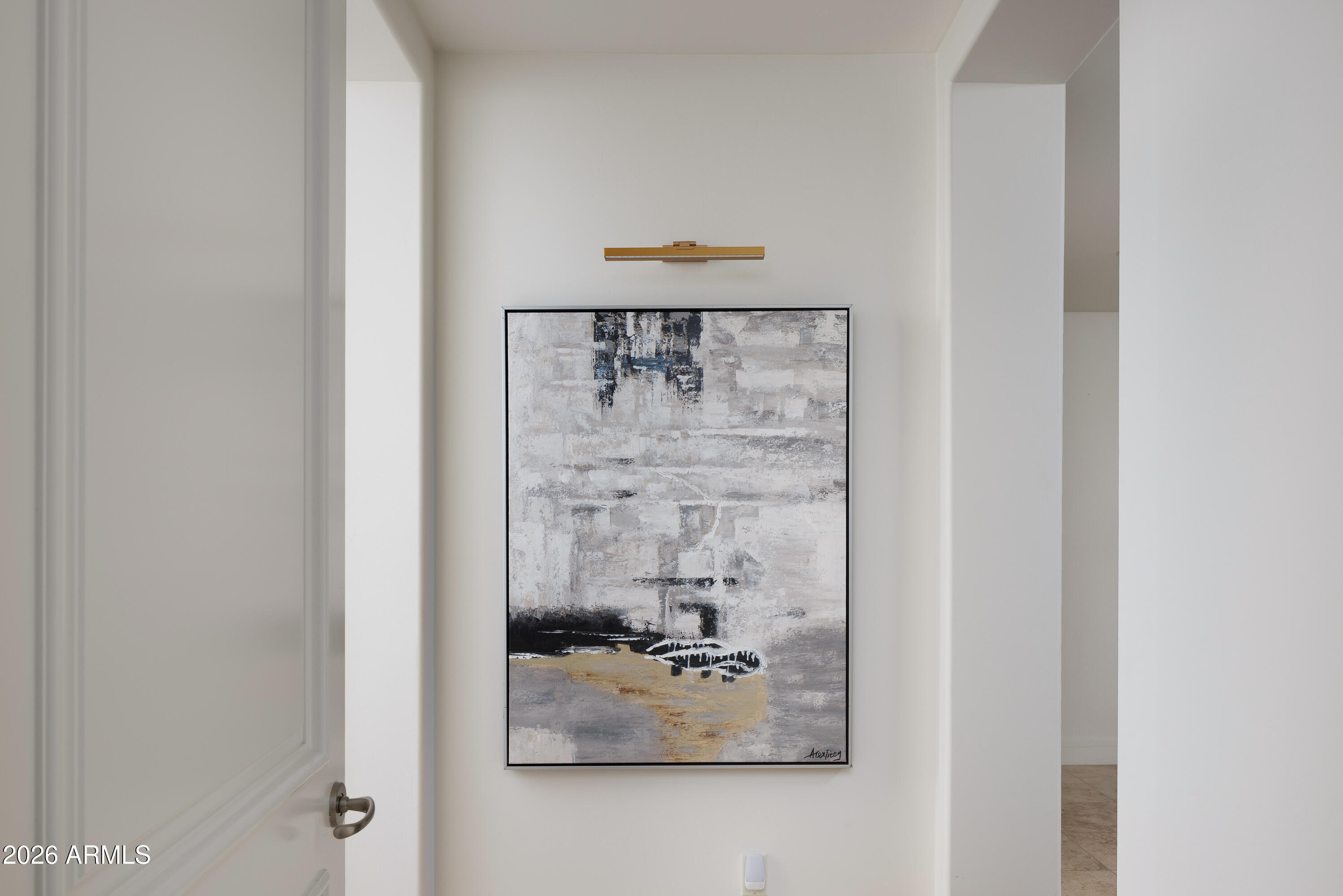 2402 East Esplanade Lane, Unit PH2 Phoenix, AZ 85016 - Photo 21 of 40 Hallway to Secondary suite