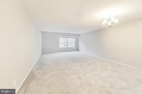 $2,500 | 7721 Tremayne Place, Unit 113, McLean, VA 22102