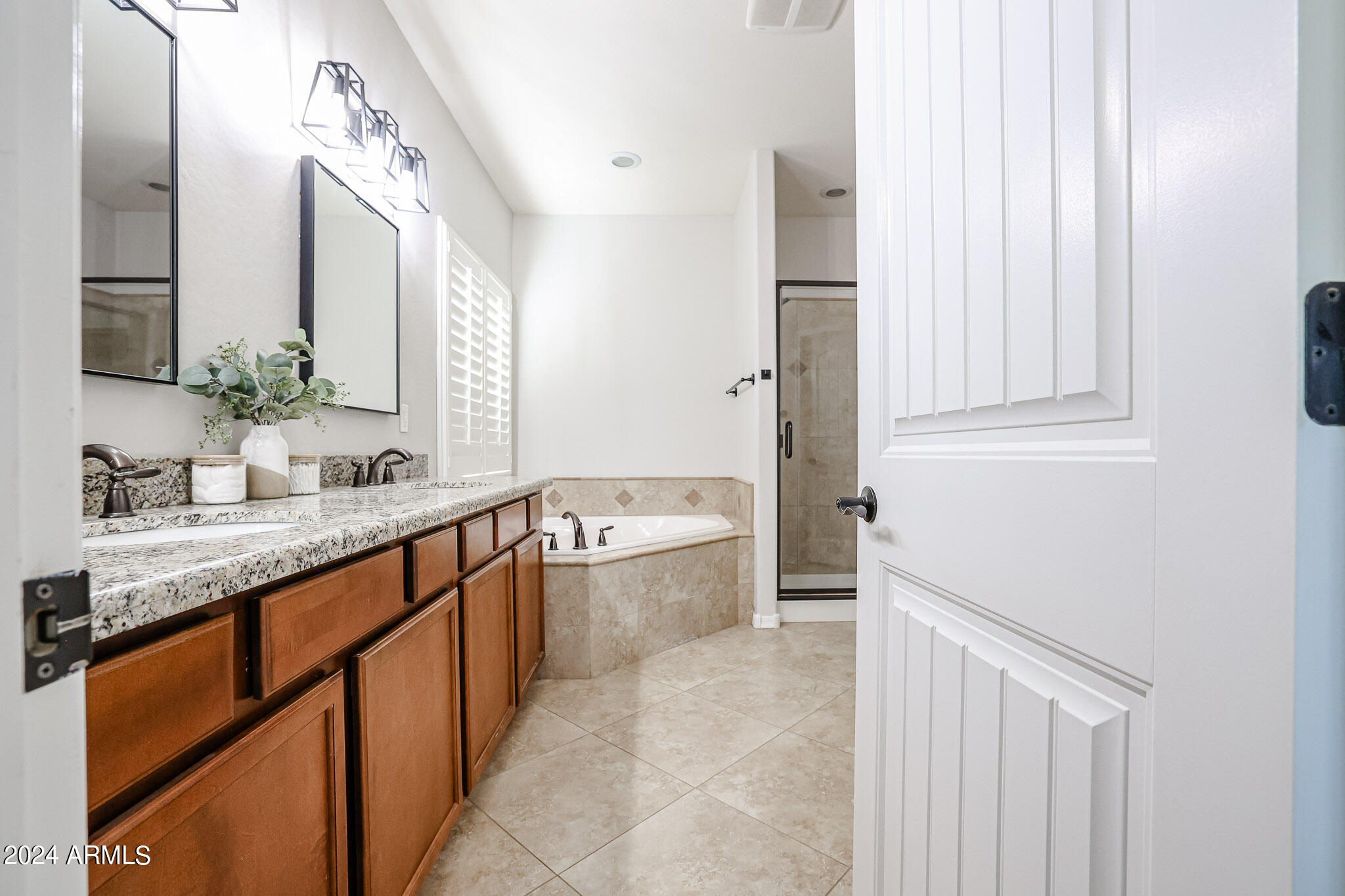 1135 North Signal Butte Road Mesa, AZ 85207 - Photo 33 of 67 Master Bath