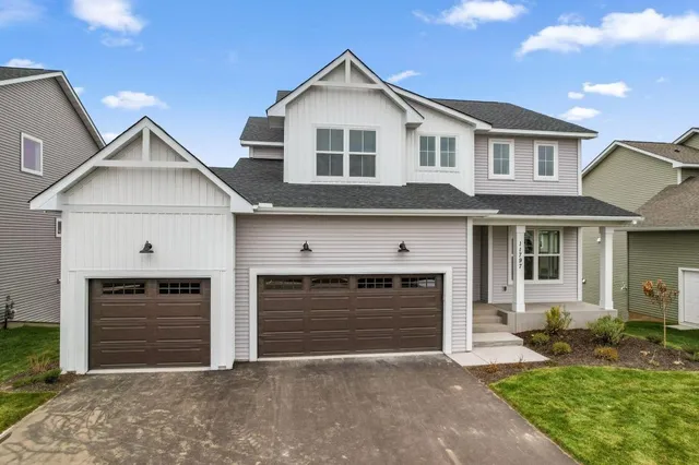 $699,900 | 11797 35th Street North, Lake Elmo, MN 55042