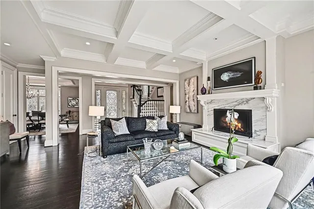 $3,450,000 | 1901 Stratford Road, Mission Hills, KS 66208