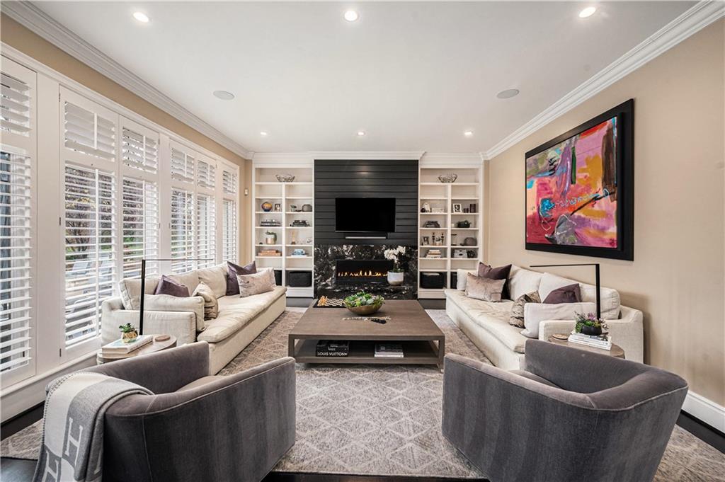 1901 Stratford Road Mission Hills, KS 66208 - Photo 17 of 55