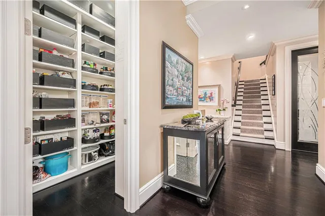 $3,450,000 | 1901 Stratford Road, Mission Hills, KS 66208