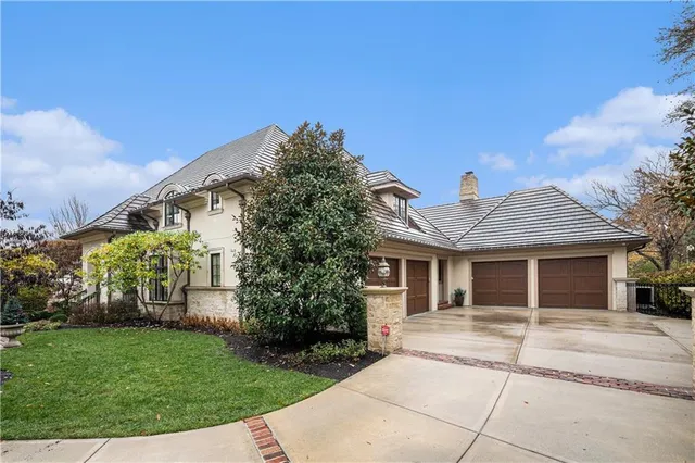 $3,450,000 | 1901 Stratford Road, Mission Hills, KS 66208