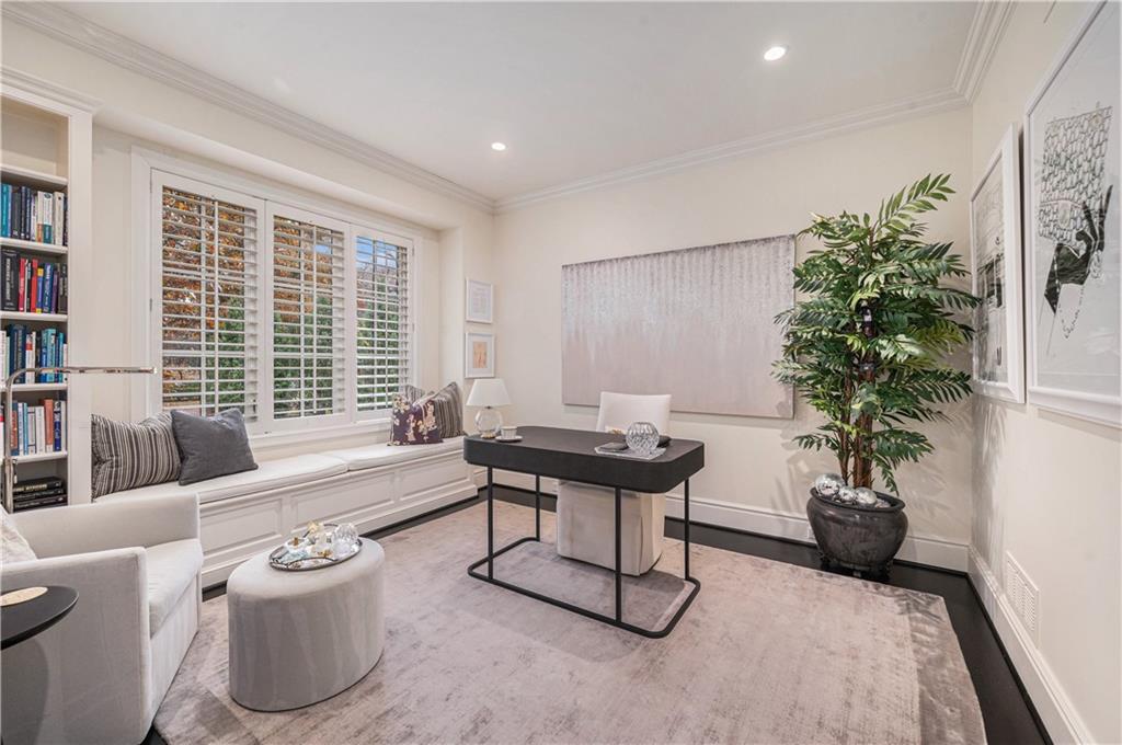 1901 Stratford Road Mission Hills, KS 66208 - Photo 31 of 58