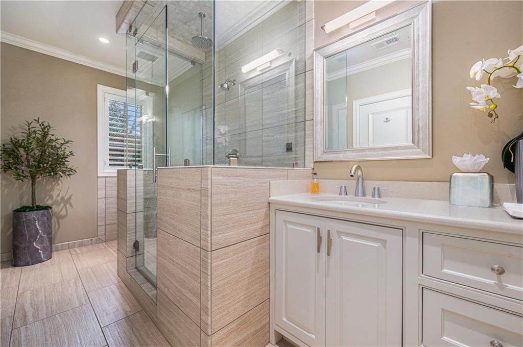 1901 Stratford Road Mission Hills, KS 66208 - Photo 42 of 55