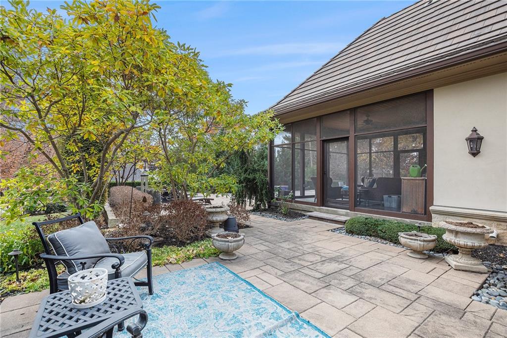 1901 Stratford Road Mission Hills, KS 66208 - Photo 49 of 55