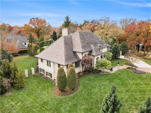 $3,450,000 | 1901 Stratford Road, Mission Hills, KS 66208
