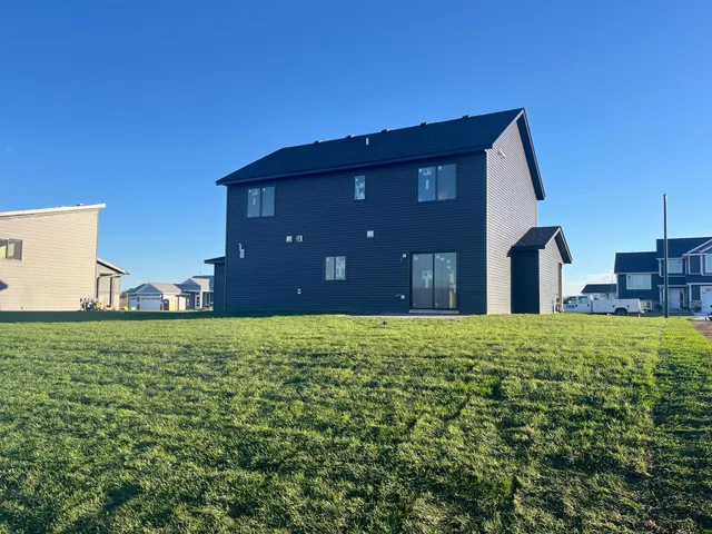 $439,900 | 2206 Elk Run Dr Pine Island Southeast, Pine Island, MN 55963