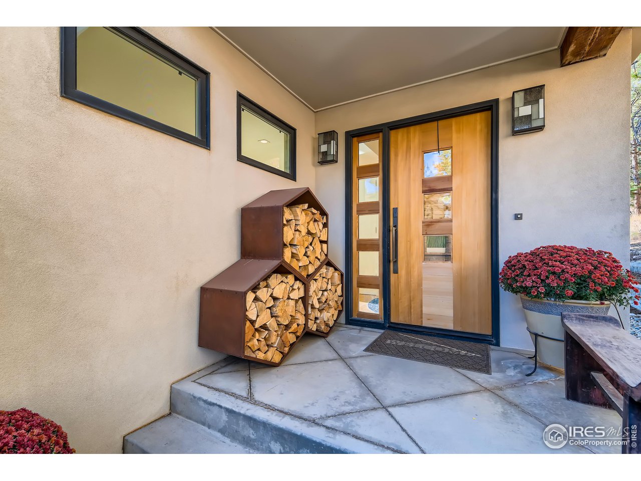 153 Poorman Road Boulder, CO 80302 - Photo 6 of 40 a front view of a house
