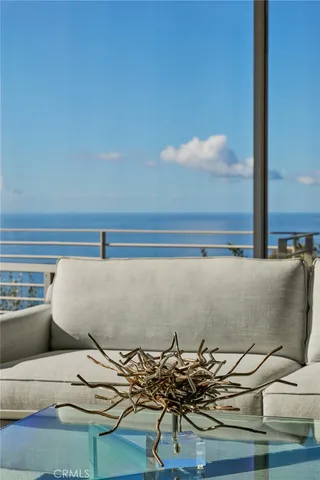 $4,995,000 | 704 Nyes Place, Laguna Beach, CA 92651
