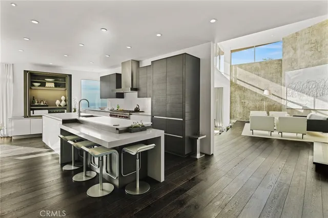 $4,995,000 | 704 Nyes Place, Laguna Beach, CA 92651