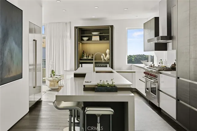 $4,995,000 | 704 Nyes Place, Laguna Beach, CA 92651