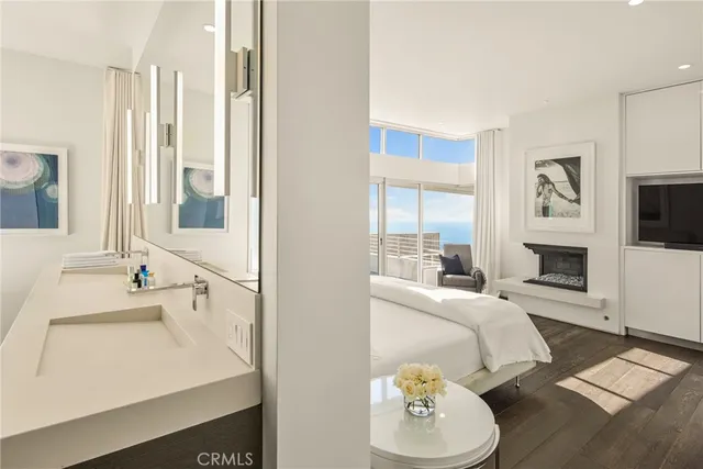 $4,995,000 | 704 Nyes Place, Laguna Beach, CA 92651