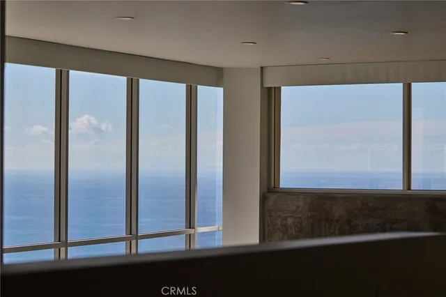 $4,995,000 | 704 Nyes Place, Laguna Beach, CA 92651