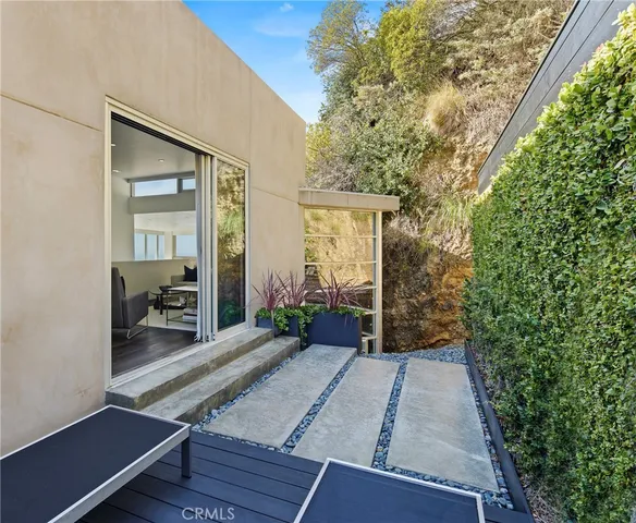 $4,995,000 | 704 Nyes Place, Laguna Beach, CA 92651