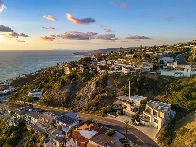 $4,995,000 | 704 Nyes Place, Laguna Beach, CA 92651