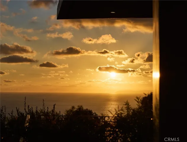 $4,995,000 | 704 Nyes Place, Laguna Beach, CA 92651