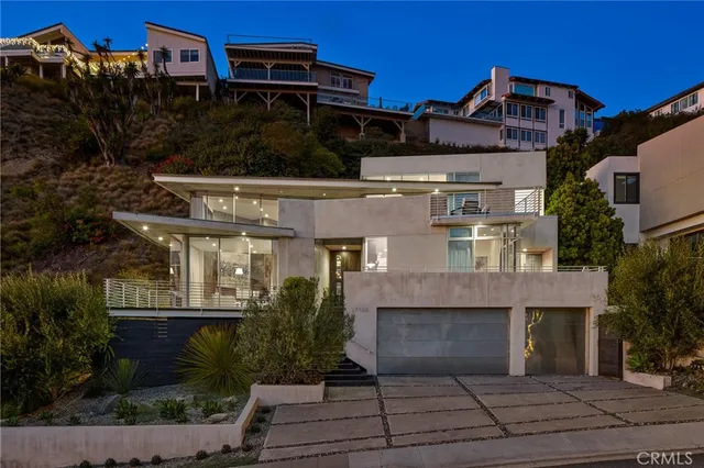 $4,995,000 | 704 Nyes Place, Laguna Beach, CA 92651